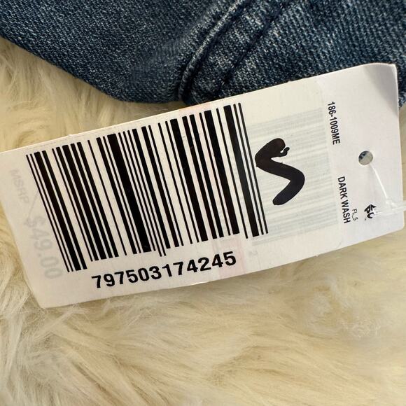 Joujou Denim Trucker Jacket Faux Fur Lining Collar Button Up Small NWT Dark Wash - Picture 12 of 13